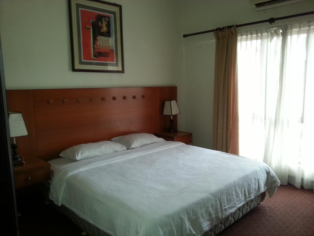 Dorcas Service Apartment - Marina Court Kota Kinabalu Oda fotoğraf