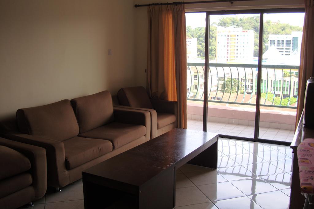 Dorcas Service Apartment - Marina Court Kota Kinabalu Oda fotoğraf