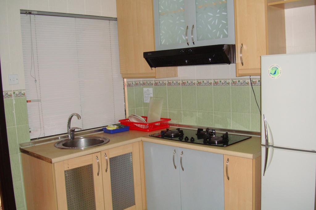 Dorcas Service Apartment - Marina Court Kota Kinabalu Oda fotoğraf