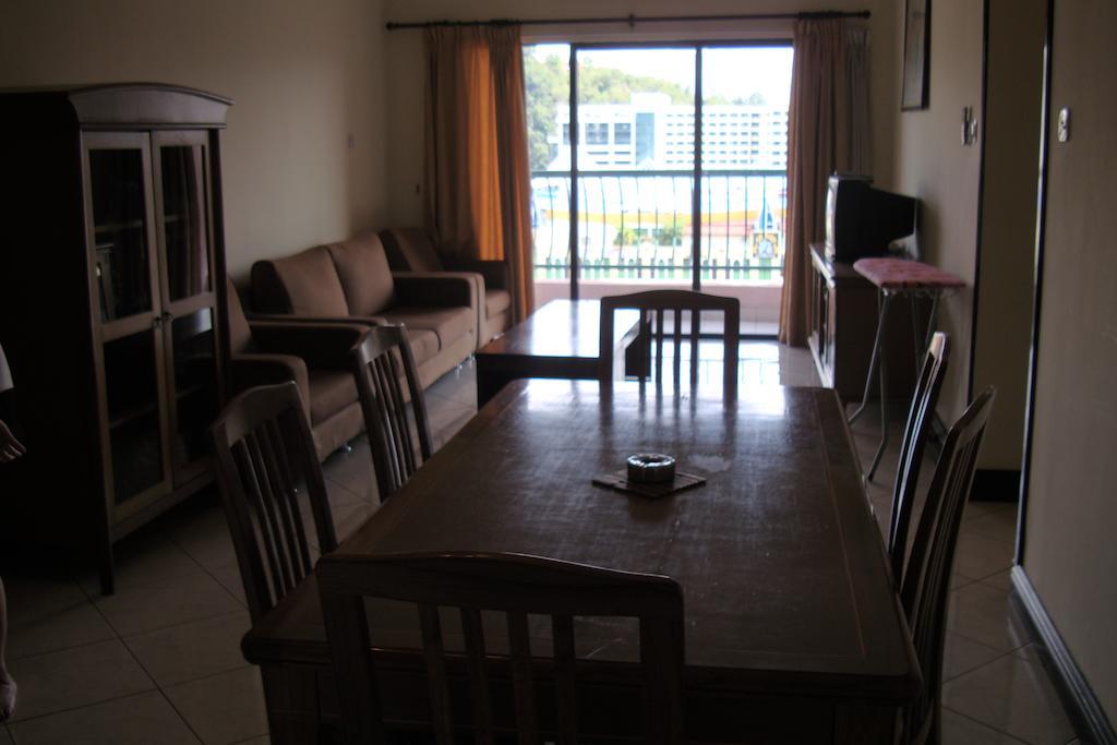 Dorcas Service Apartment - Marina Court Kota Kinabalu Oda fotoğraf